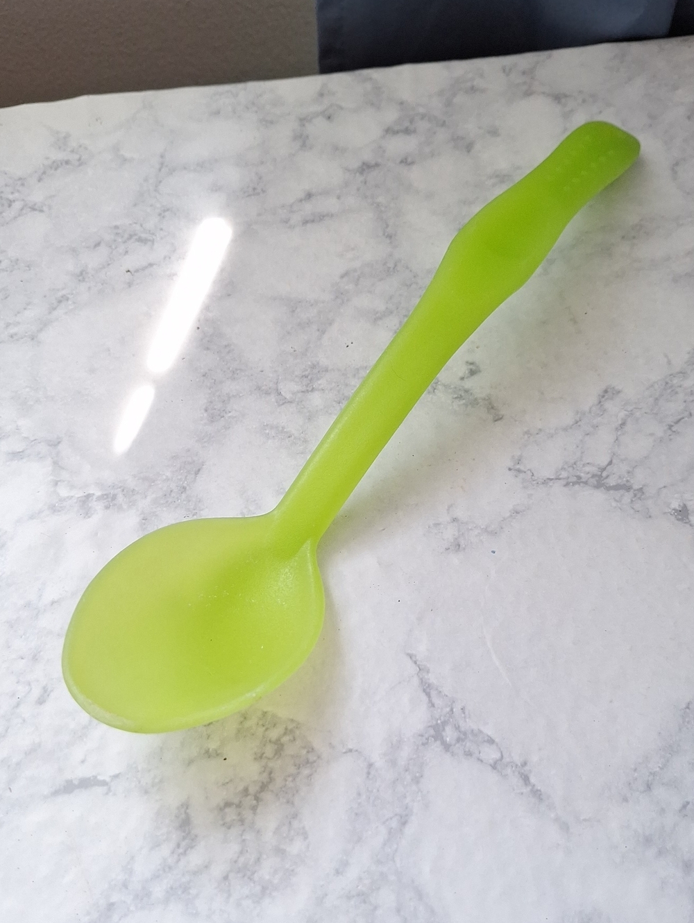 Lime Green Silicone Serving Spoon - Flexible Heat-Resistant Tableware